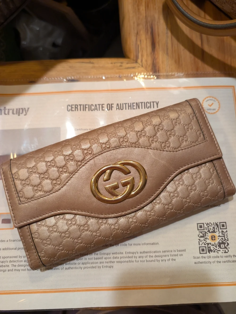 Gucci Metallic Rose Gold GG Continental Wallet & COA, Chain